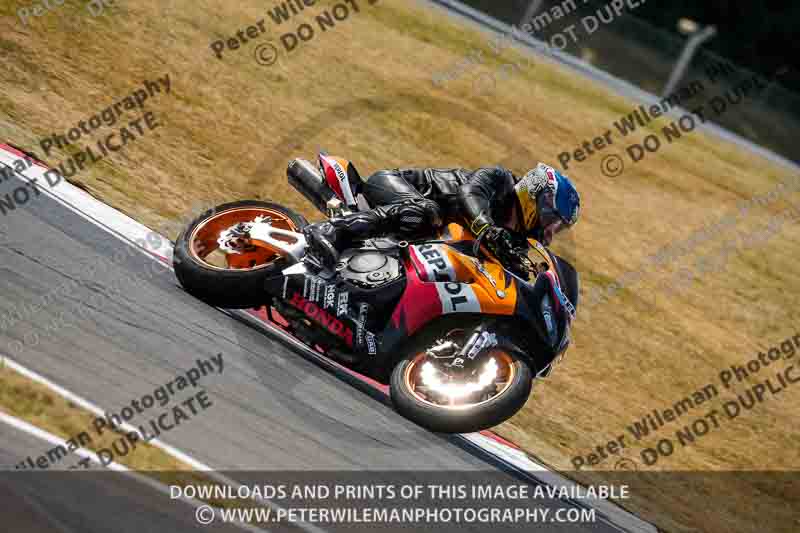 donington no limits trackday;donington park photographs;donington trackday photographs;no limits trackdays;peter wileman photography;trackday digital images;trackday photos